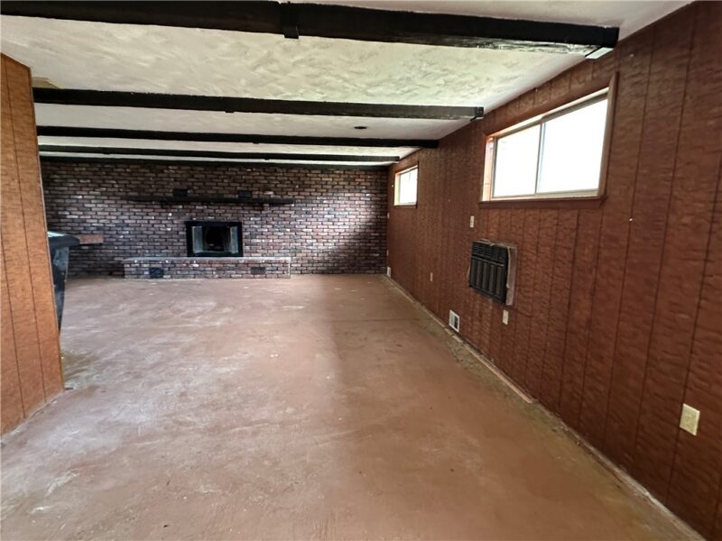 14 W Hillcrest Rd — photo 6