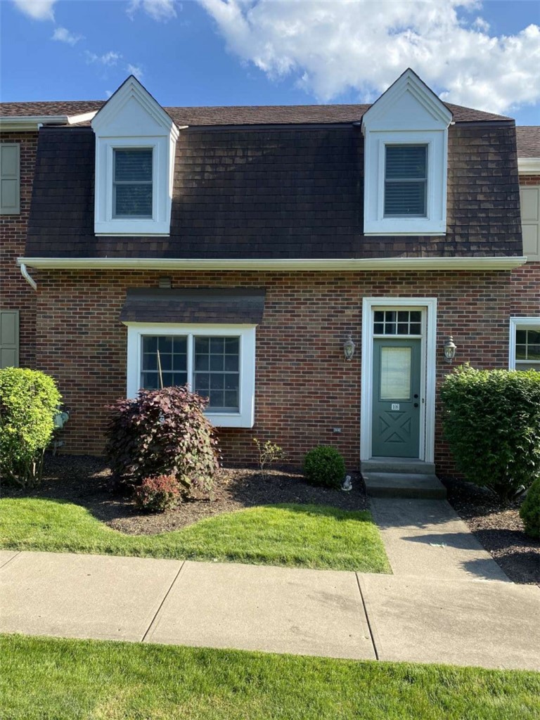 108 Bayberry Court — photo 1
