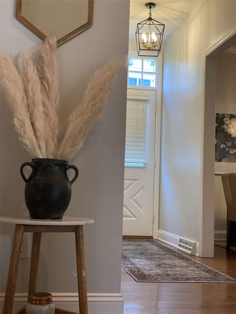 108 Bayberry Court — photo 3