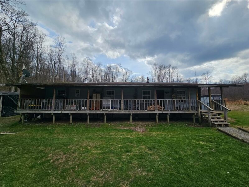 660 Clinton ln. — photo 2