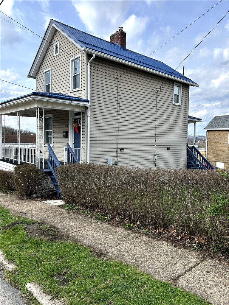 512 Lowell St — photo 2