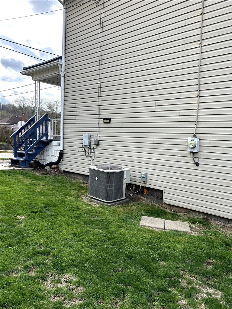 512 Lowell St — photo 7