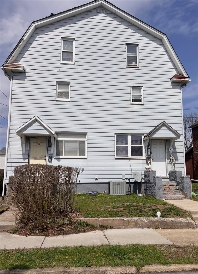 201 Maple Ave — photo 1