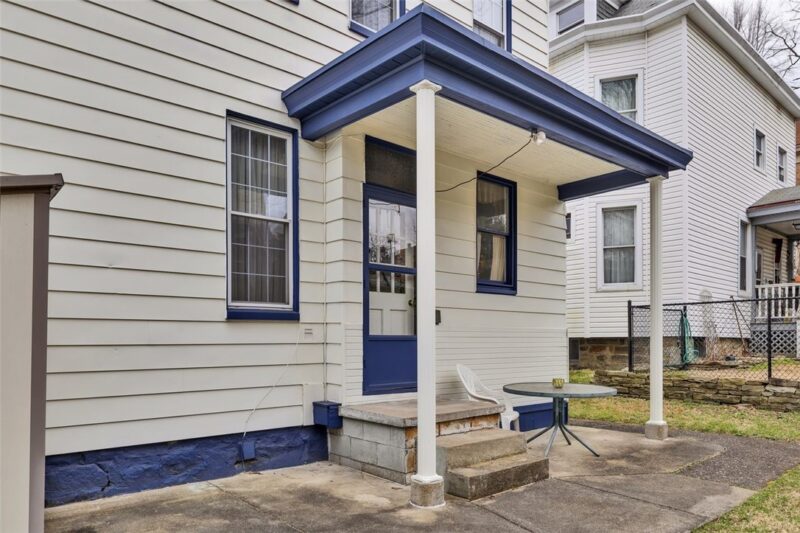 326 Mckinley Ave — photo 5