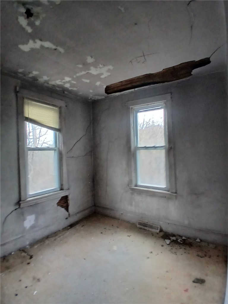 500 Pointview Rd — photo 6