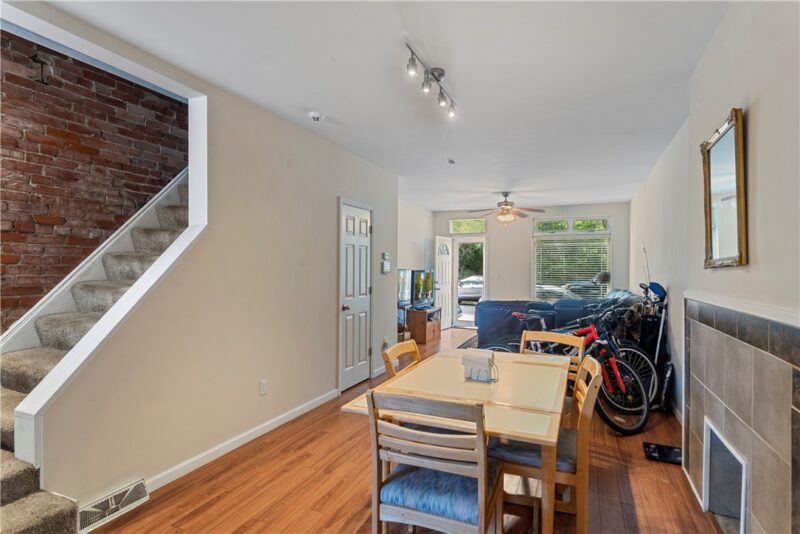2819 Jane St — photo 5