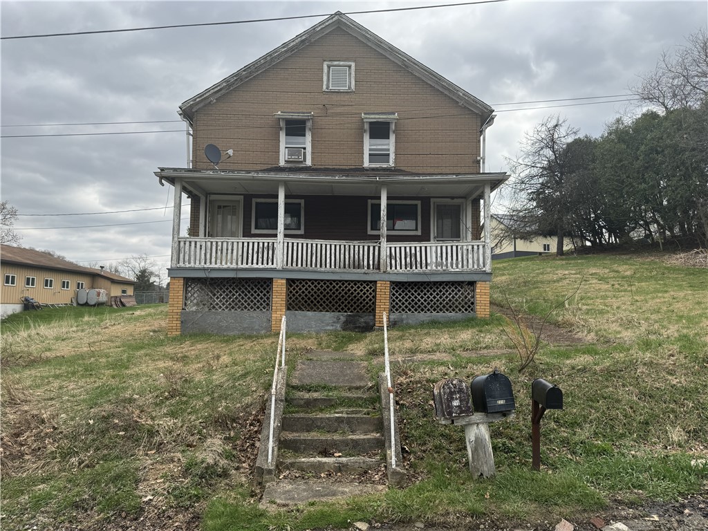 213 Leech Avenue — photo 1