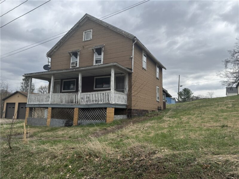 213 Leech Avenue — photo 2