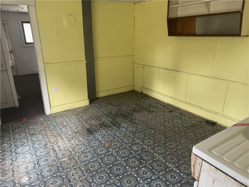 213 Leech Avenue — photo 5