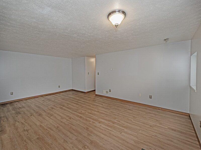 2750 Iowa Drive 14 — photo 5