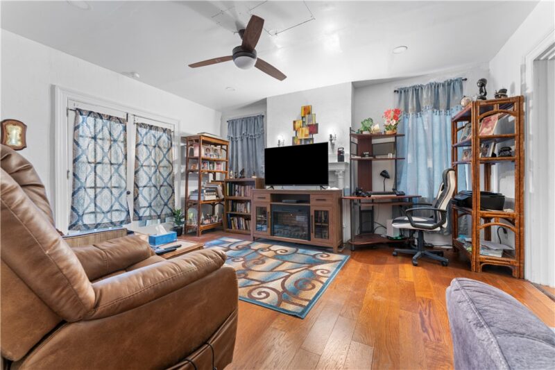628 E 9th Ave — photo 8