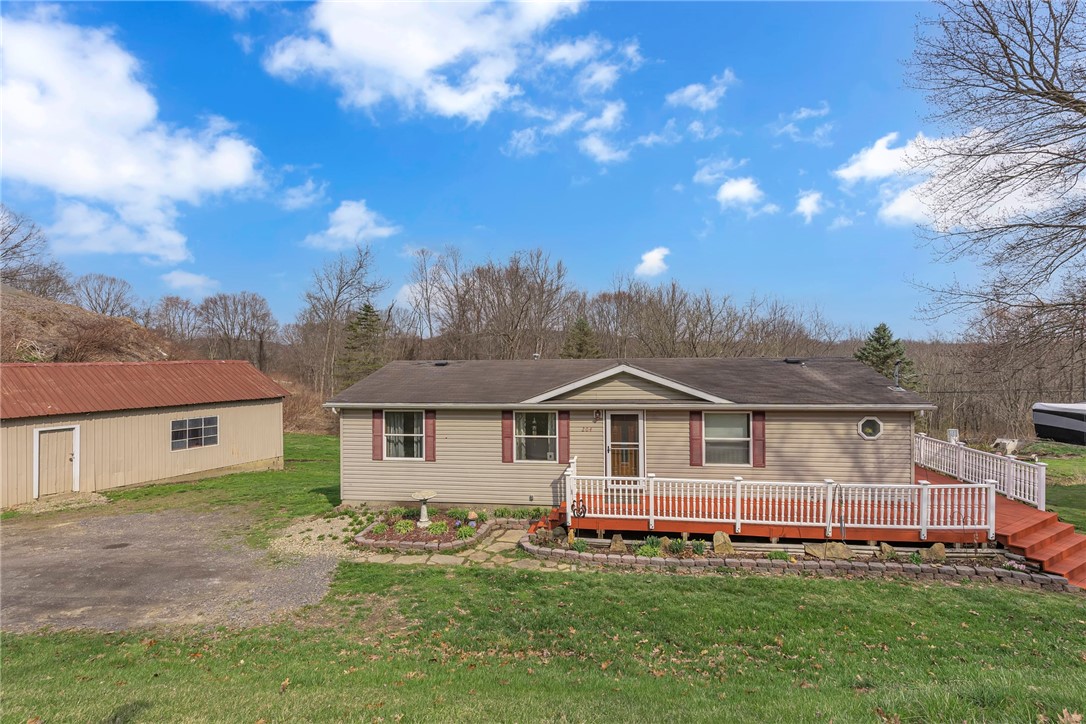 204 Hollowvue Road — photo 1