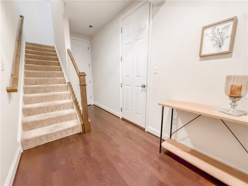1149 Sray Lane — photo 2