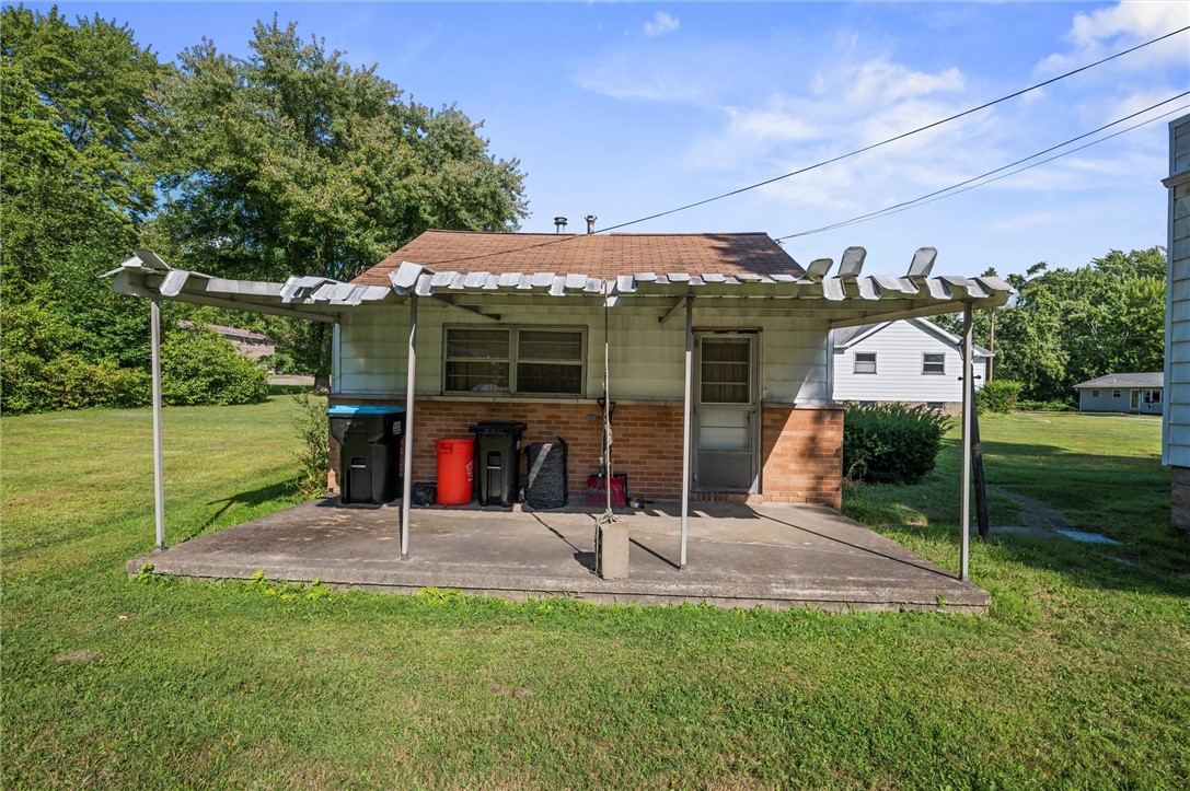 2119 Woodbine Dr — photo 1