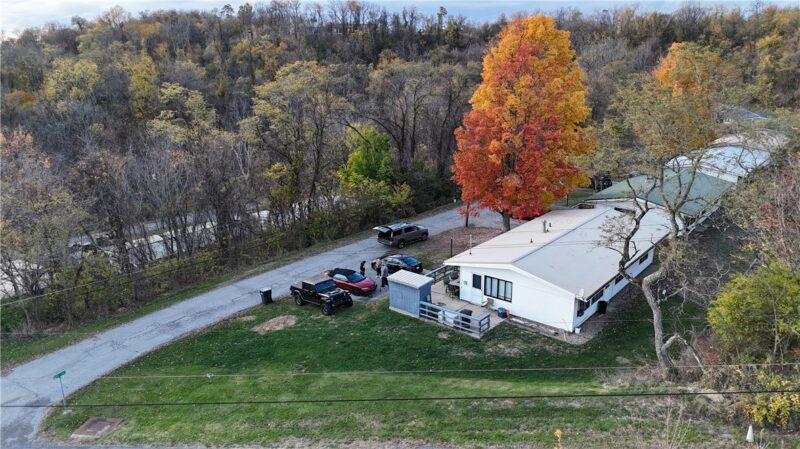12 Hidden Hollow Rd — photo 3