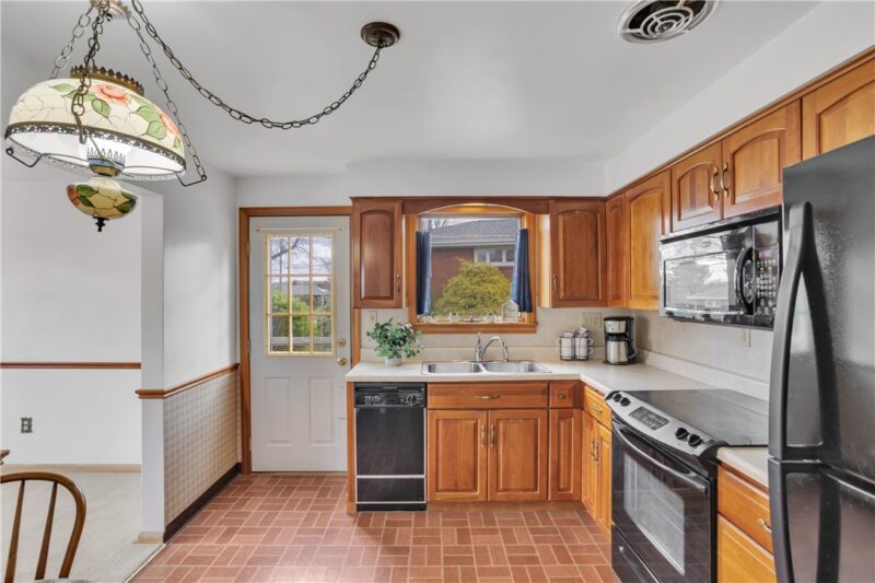 105 Northumberland Dr. — photo 7