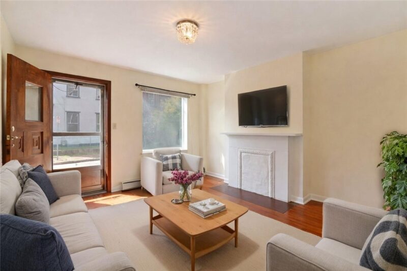 4123 Foster St — photo 3