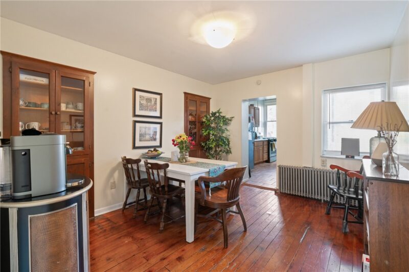 4123 Foster St — photo 4