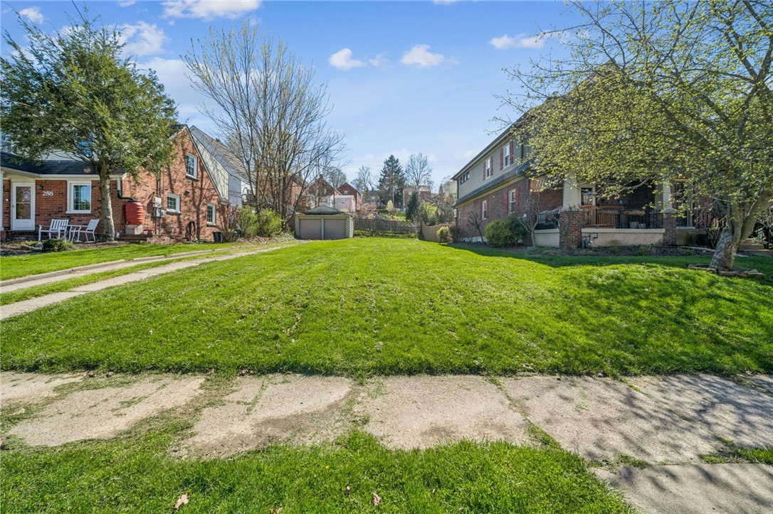 282 Ashland Ave — photo 1