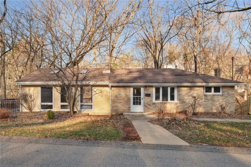429 Earlwood Rd