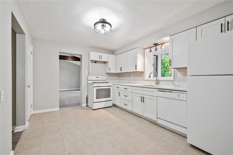 429 Earlwood Rd — photo 8