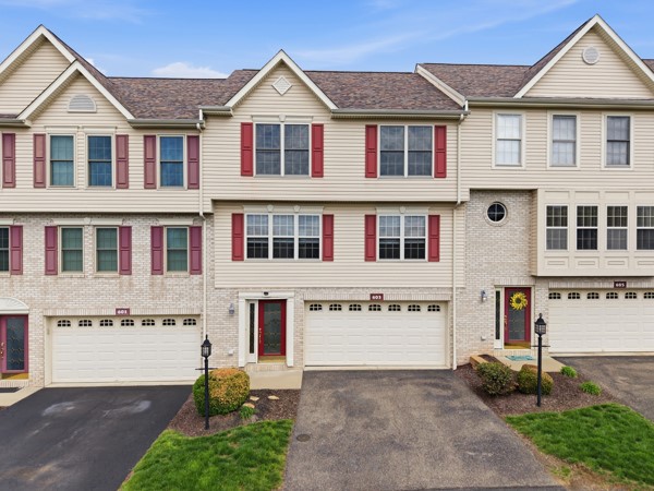 603 Hilton Circle — photo 1