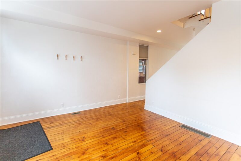 1022 Herron Ave — photo 4