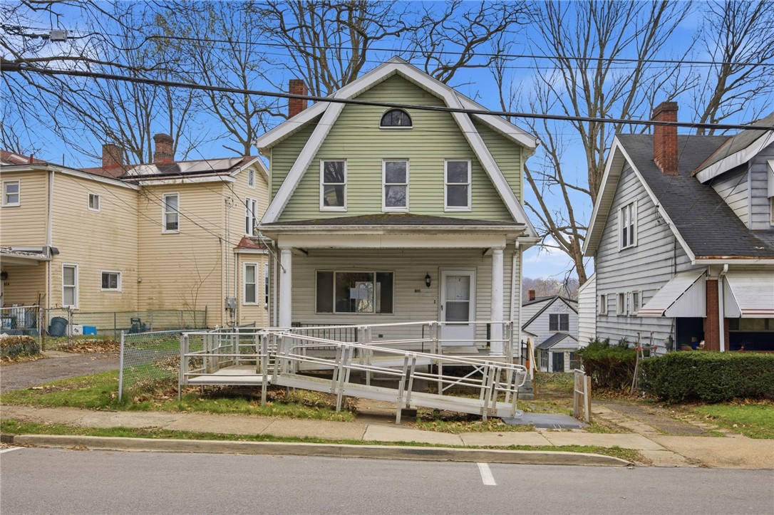 810 Jackman Ave — photo 1