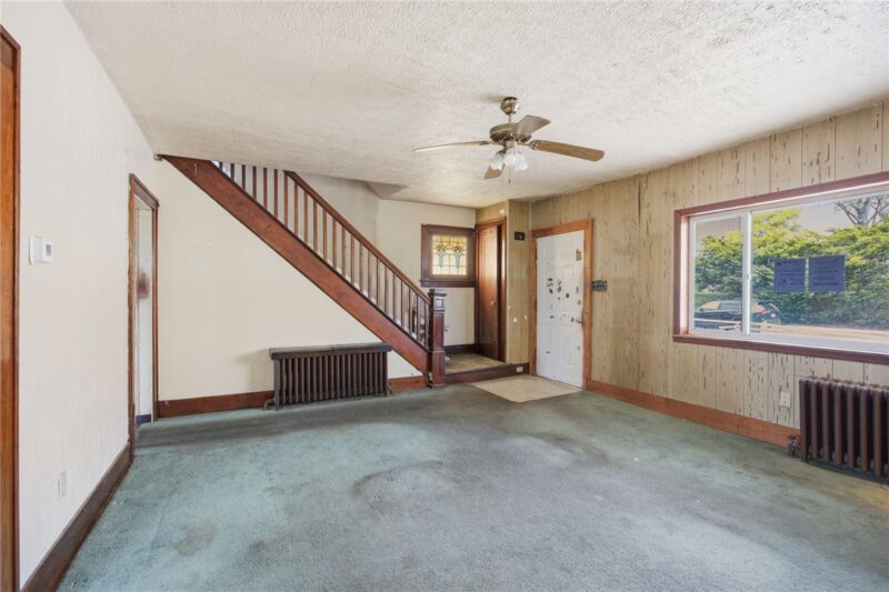 810 Jackman Ave — photo 6