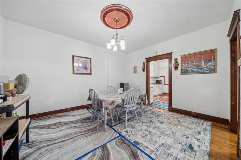 701 Cowan Ave — photo 6