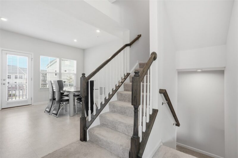 200 Olivia Way — photo 4