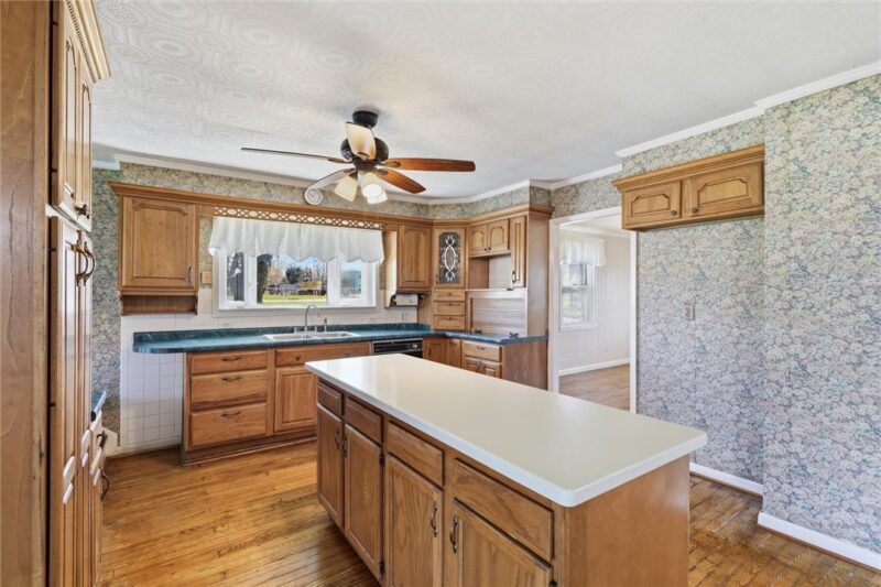 54 TERRACE ROAD — photo 8