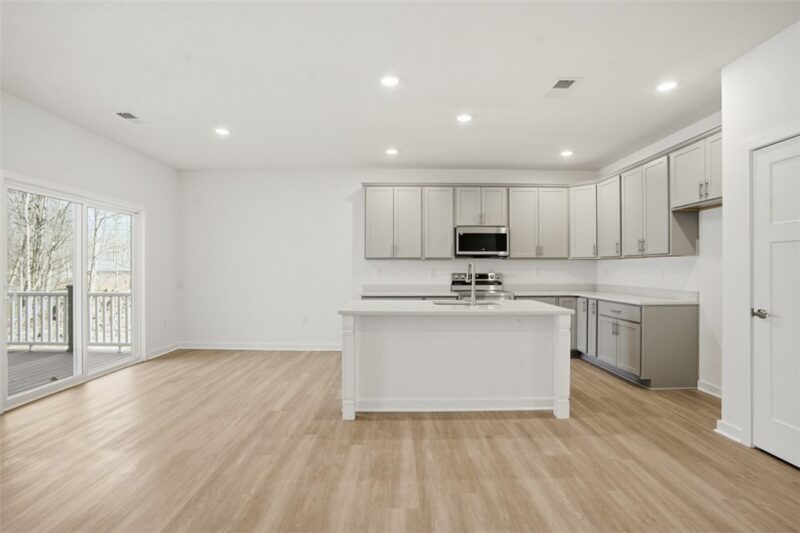 175 Raven Circle — photo 2