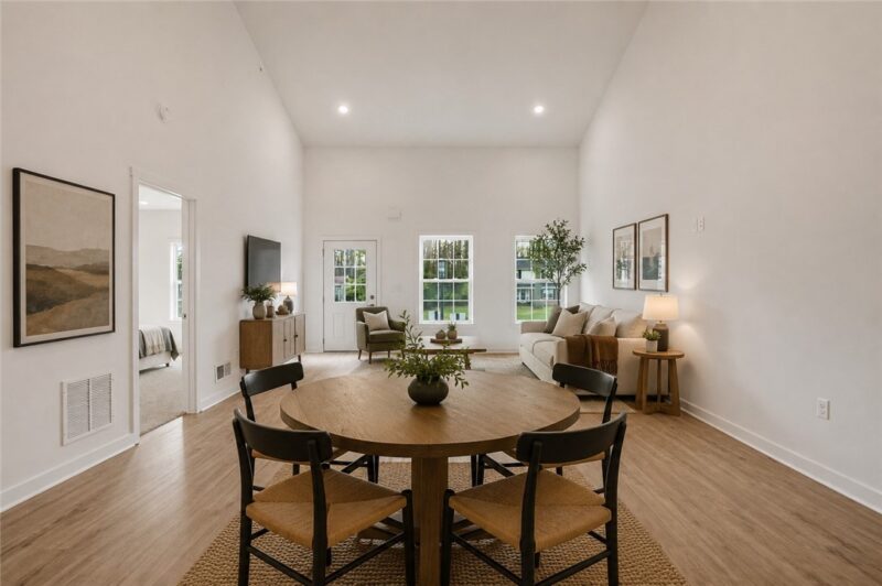 107 Blue Bird ln — photo 3