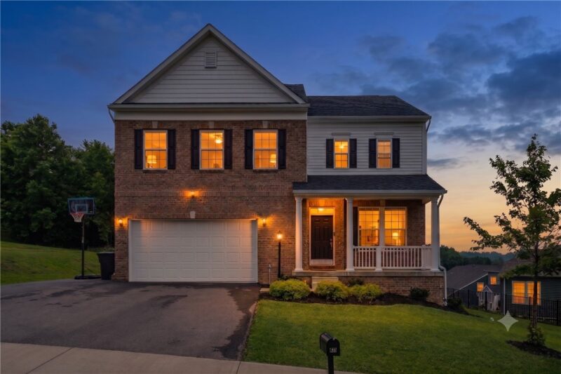 829 Frickwood Dr — photo 2