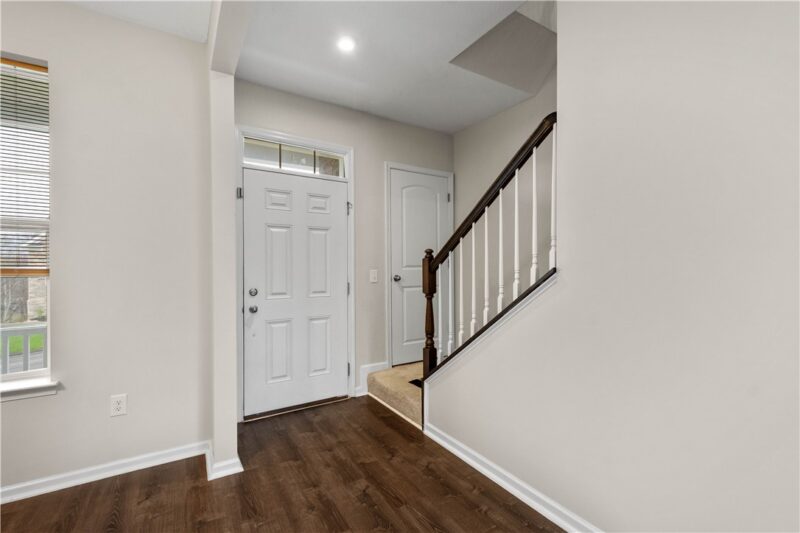 829 Frickwood Dr — photo 5