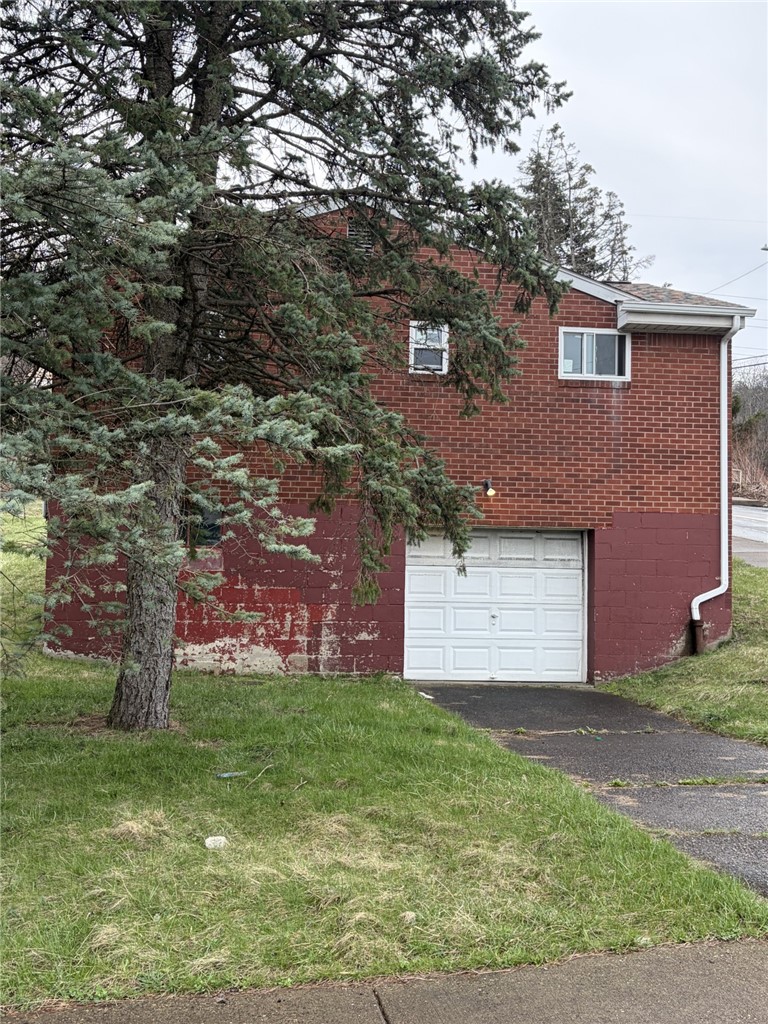 3324 Radcliffe St — photo 3