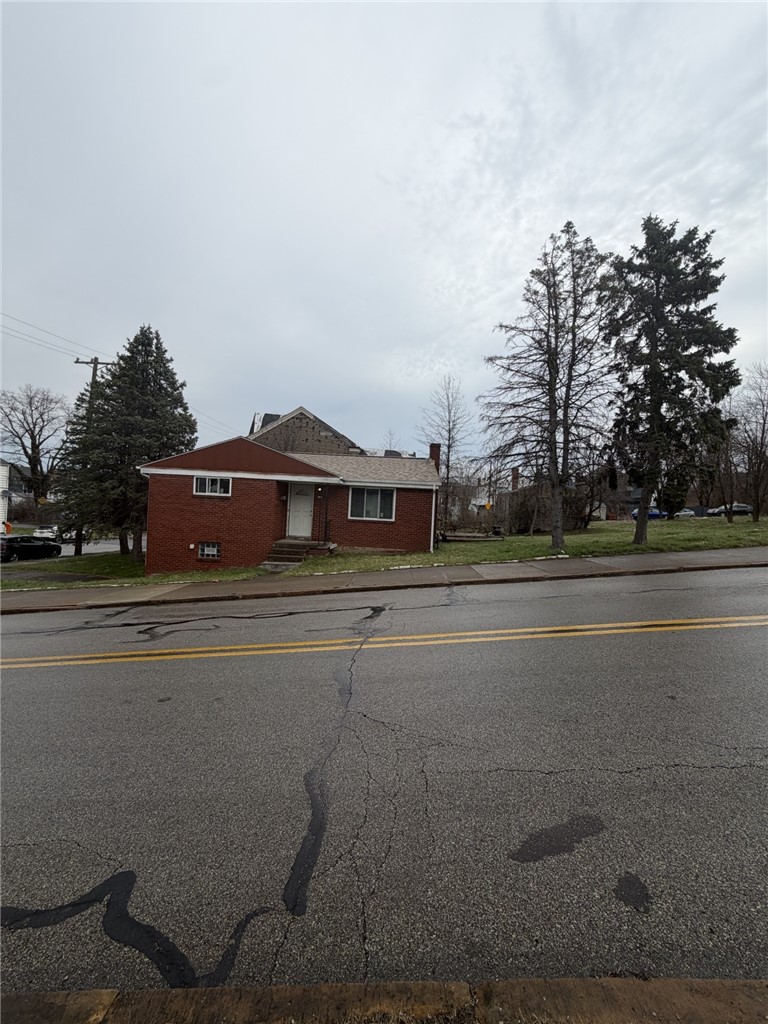 3324 Radcliffe St — photo 4