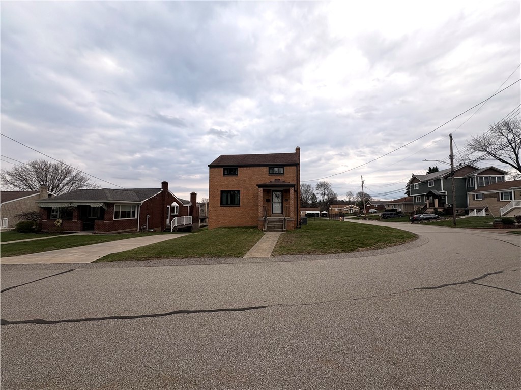 1114 Cascade Dr — photo 1