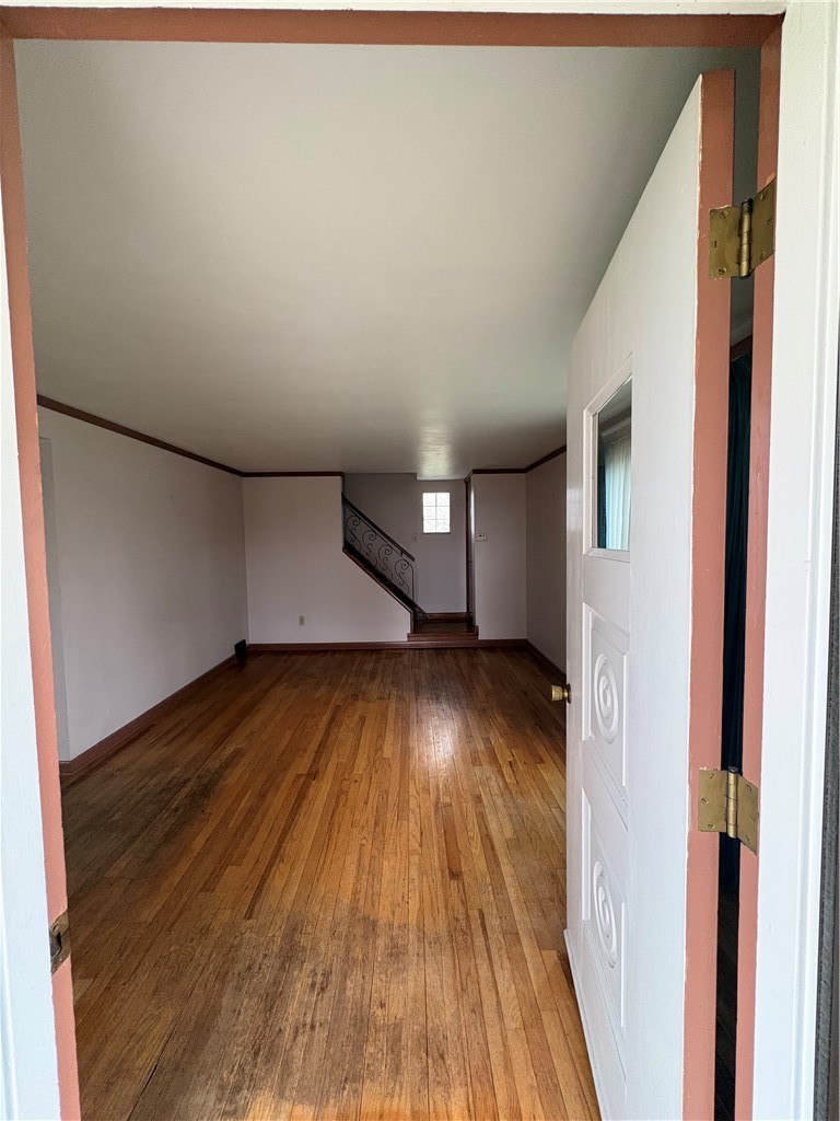 1114 Cascade Dr — photo 3