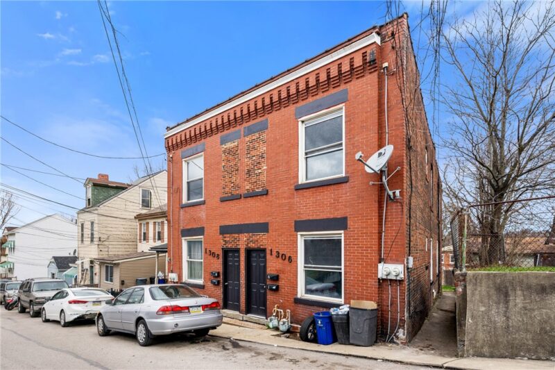 1306 Complete St — photo 2