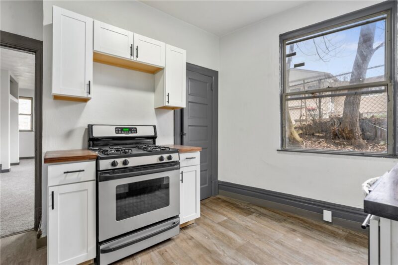 1306 Complete St — photo 4