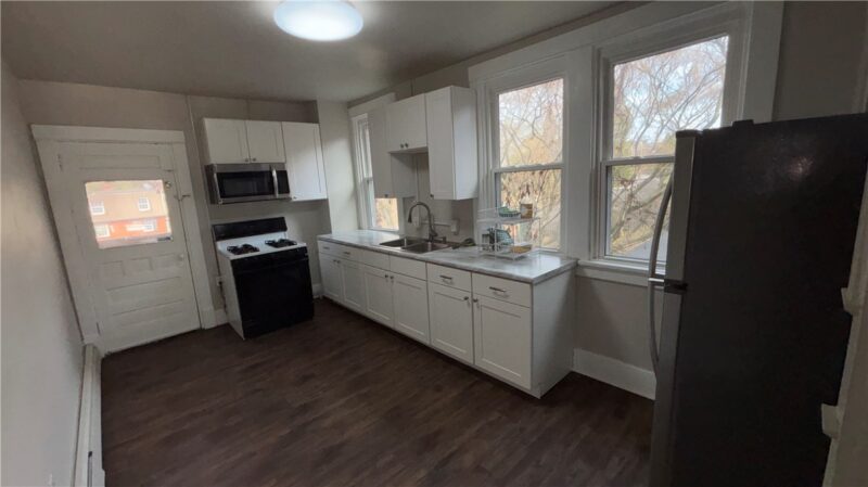 1751 Harvard Ave — photo 8
