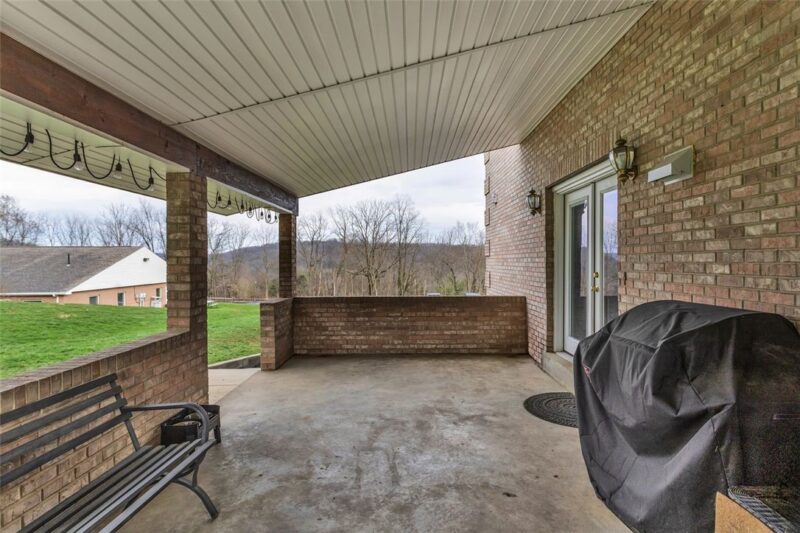 339 Lindsay Rd — photo 6