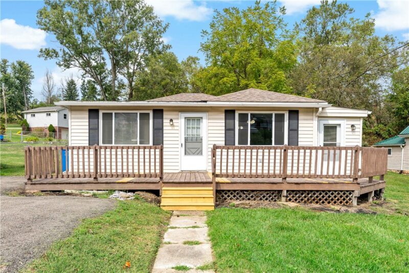255 Broadlawn Drive — photo 4