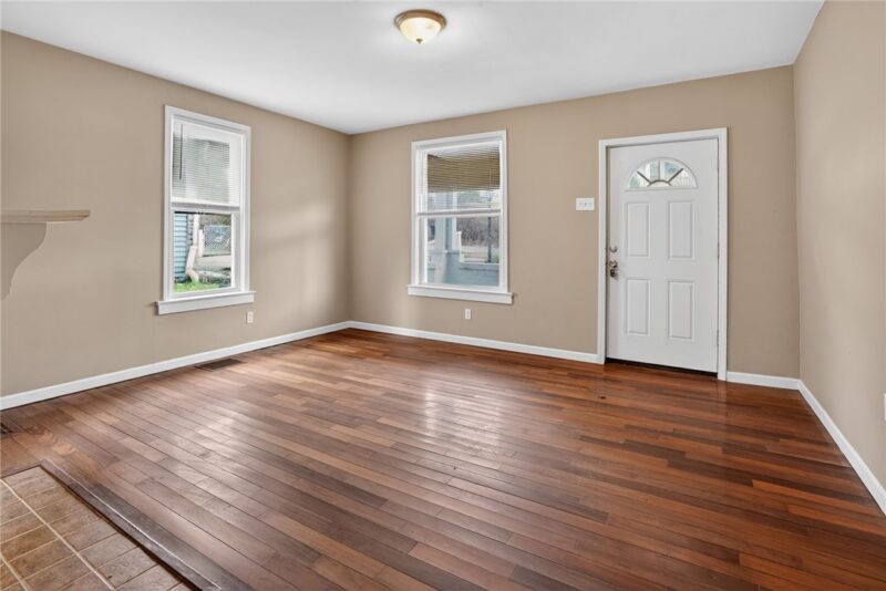 5530 Keefe St — photo 4