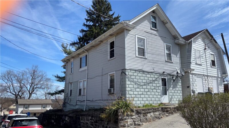 833 Greensburg Pike — photo 4
