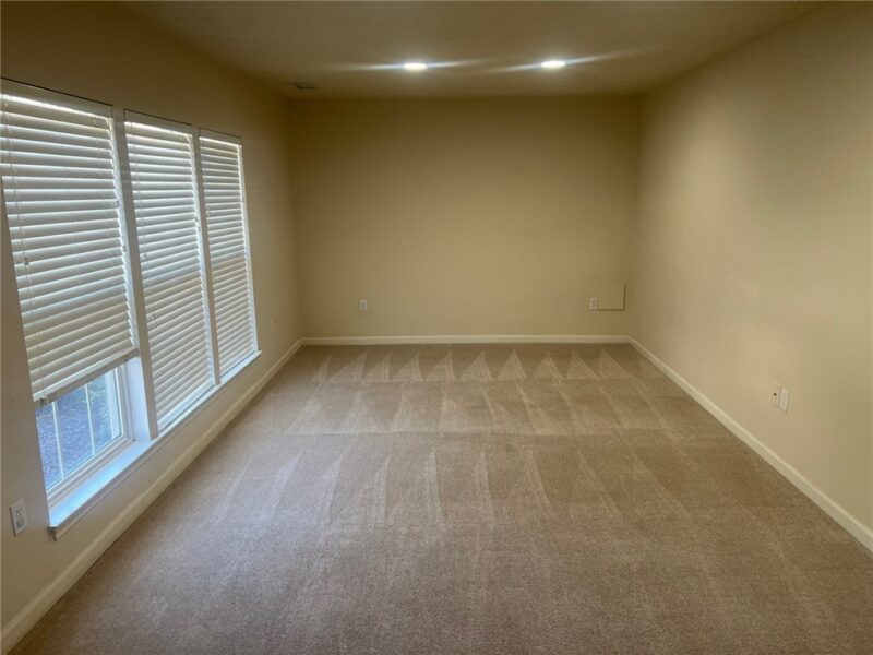 610 Garden Way — photo 2