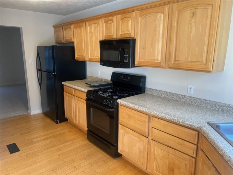 610 Garden Way — photo 4
