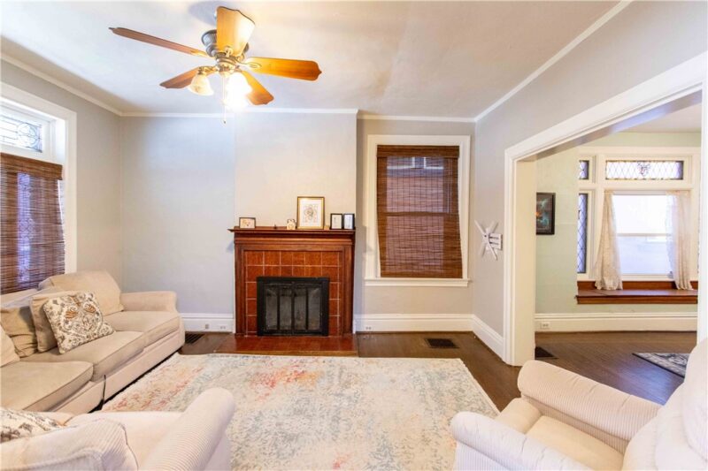 1135 N Saint Clair — photo 5